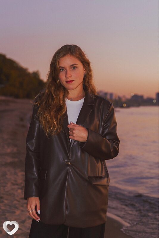 Анна, 24, Самаре — анкета №1806482