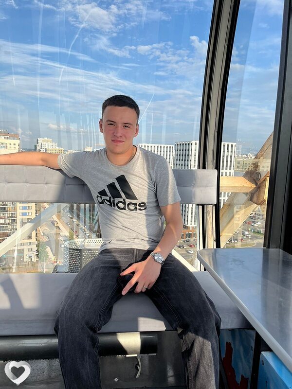 Ян, 25, Москве — анкета №1806797