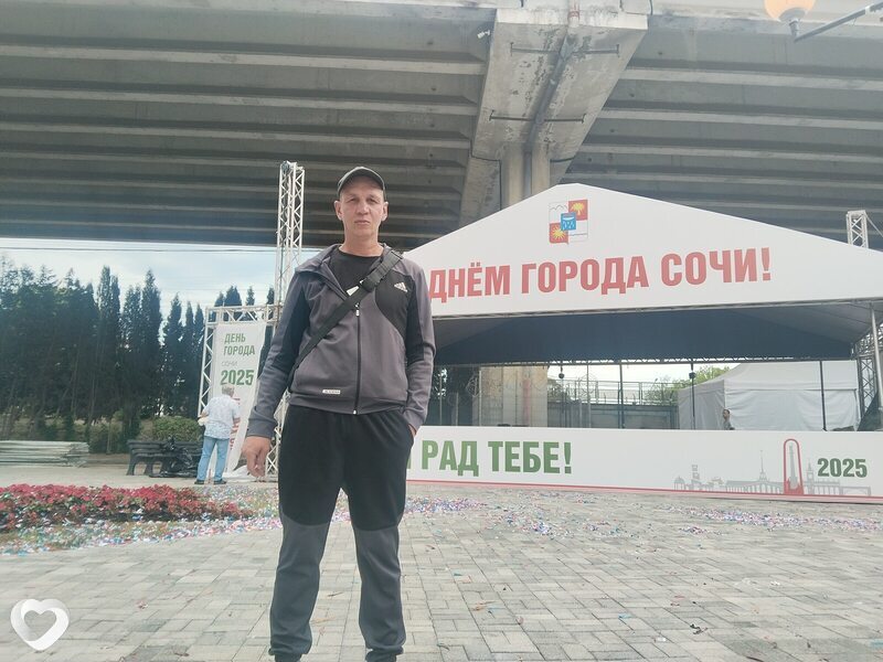 Павел, 39, Адлер — анкета №1807166