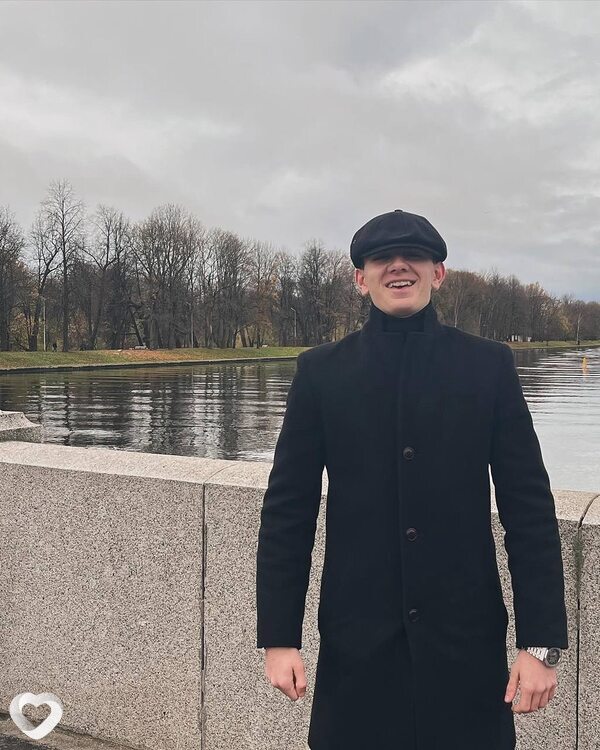 Михаил, 21, Санкт-Петербурге — анкета №1807835