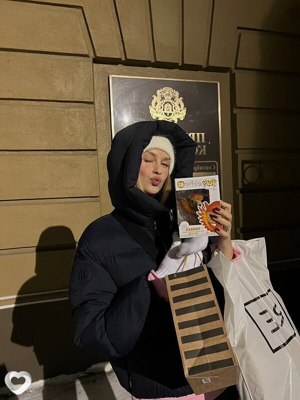 Алина, 21, Москве — анкета №1809374