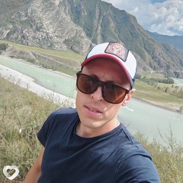 Александр, 33, Каменске-Уральском — анкета №1810062