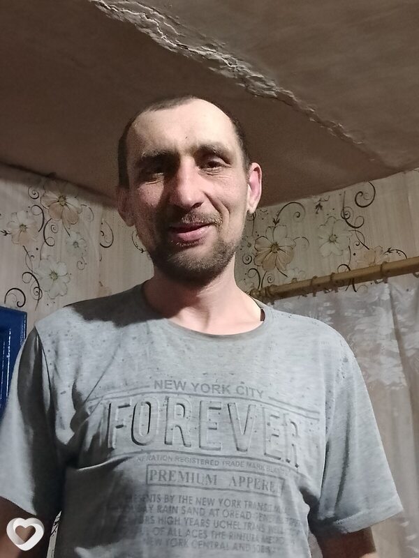 Валерий, 39, Краснодоне — анкета №1810069