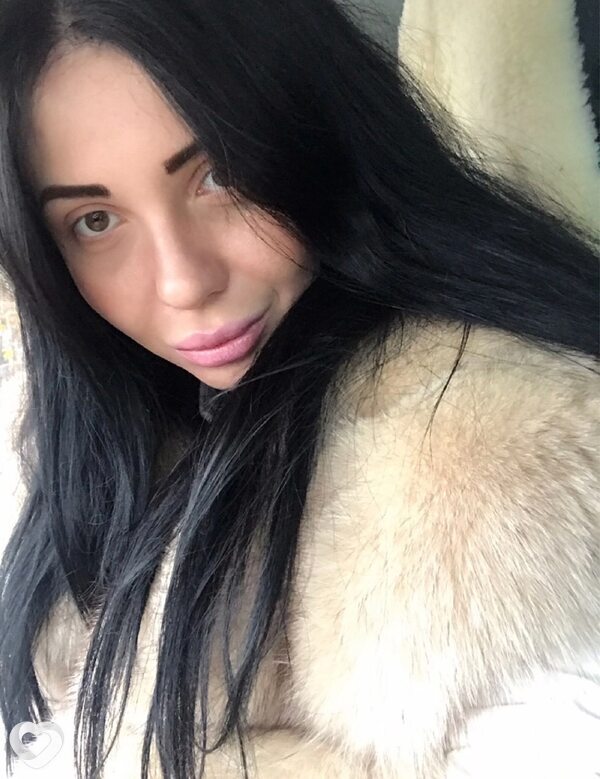 Аделина, 29, Мариуполе — анкета №1810484