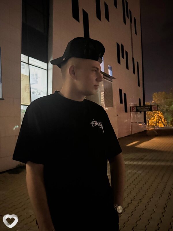 Илья, 20, Дальнереченске — анкета №1811213