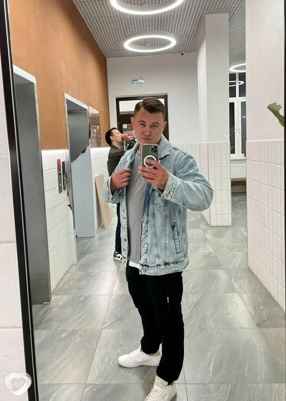 Виталий, 28, Барнауле — анкета №1813322