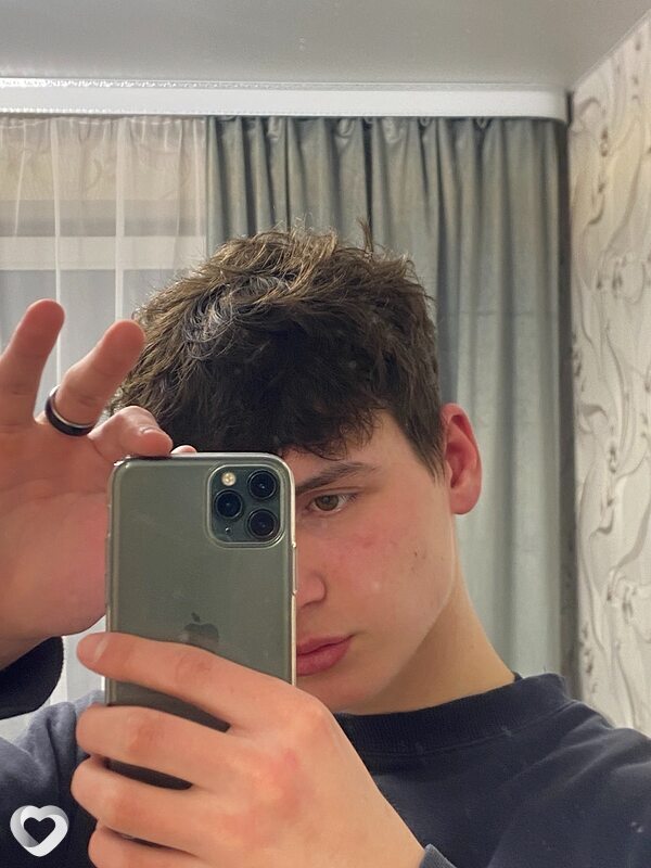 Артём, 21, Витебске — анкета №1813387