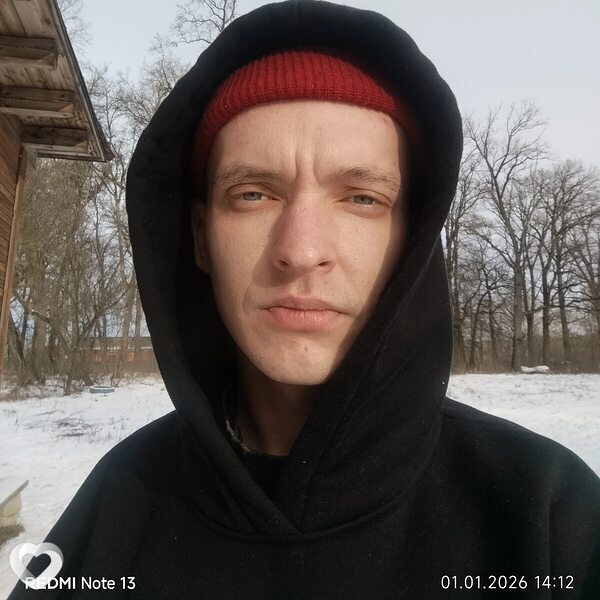 Саша, 24, Столине — анкета №1813494