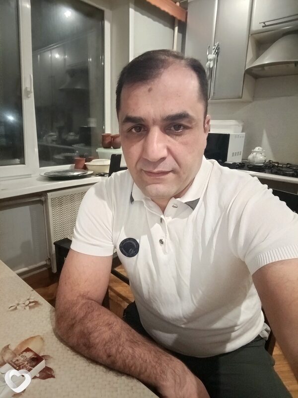 Толик, 38, Москве — анкета №1814927