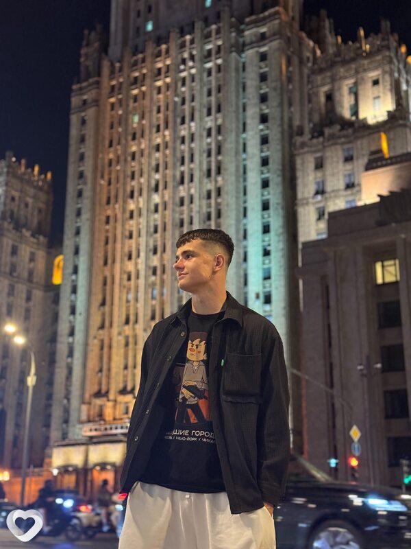 Дмитрий, 20, Москве — анкета №1815324