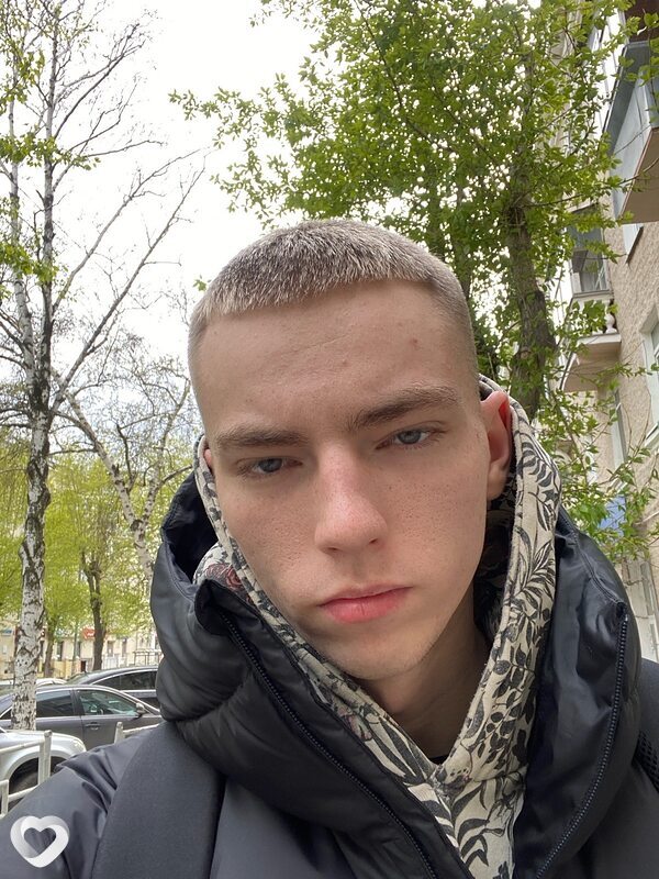 Максим, 23, Екатеринбурге — анкета №1815672