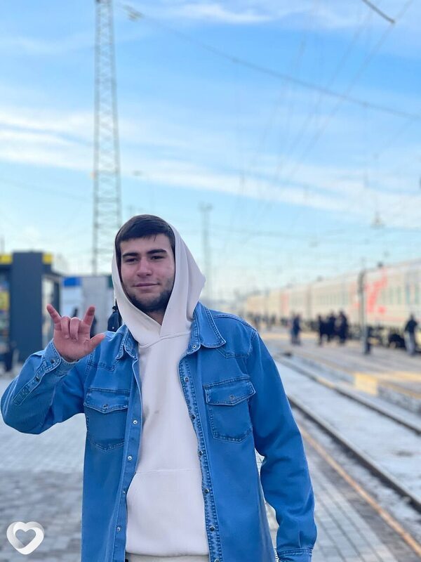 Денис, 23, Саратове — анкета №1815998