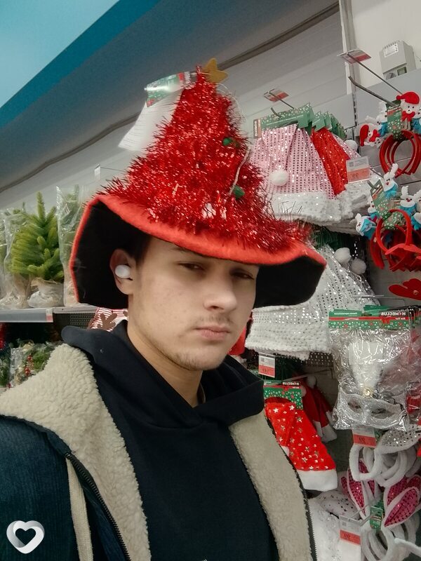 Лев, 19, Сургуте — анкета №1817124