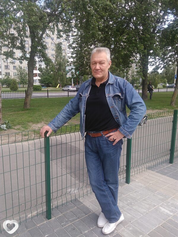 Александр, Столбцы