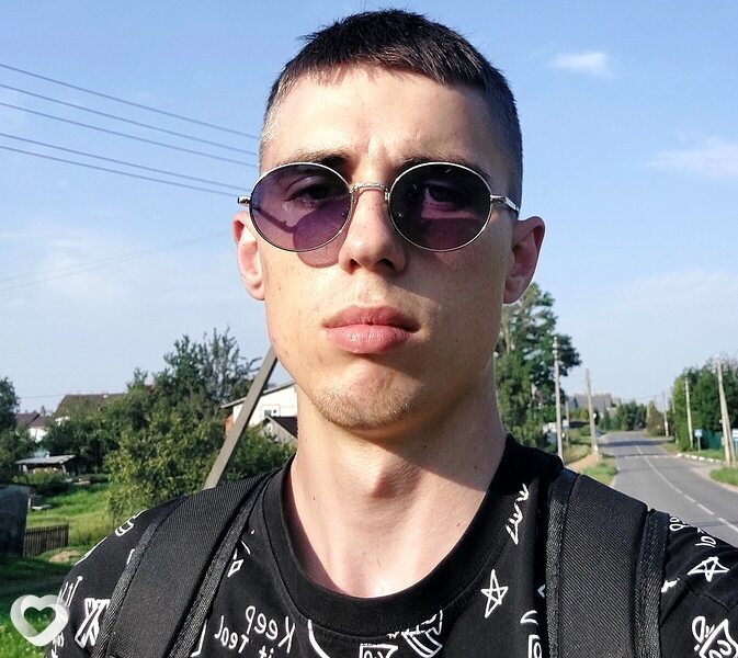 Артем, 22, Минске — анкета №1820077