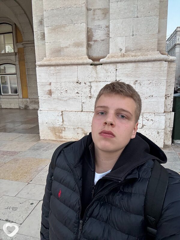 Павел, 20, Минске — анкета №1820735