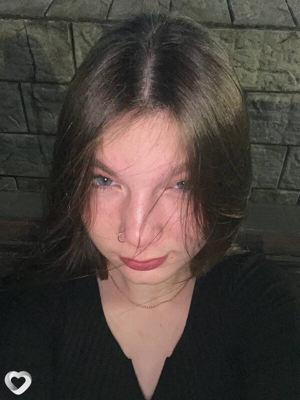 Алина, 21, Магнитогорске — анкета №1821283