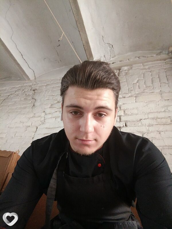 Артём, 20, Ульяновске — анкета №1821569