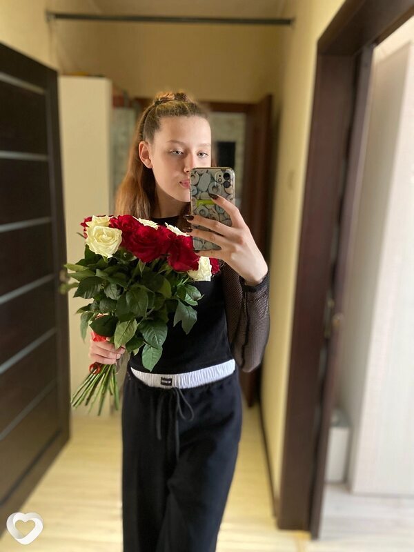 Катя, 23, Москве — анкета №1822027