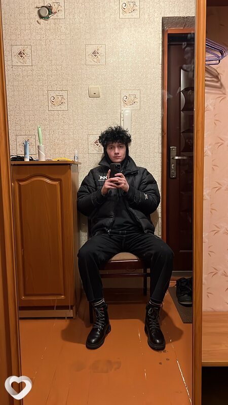 Максим, 23, Бресте — анкета №1822828