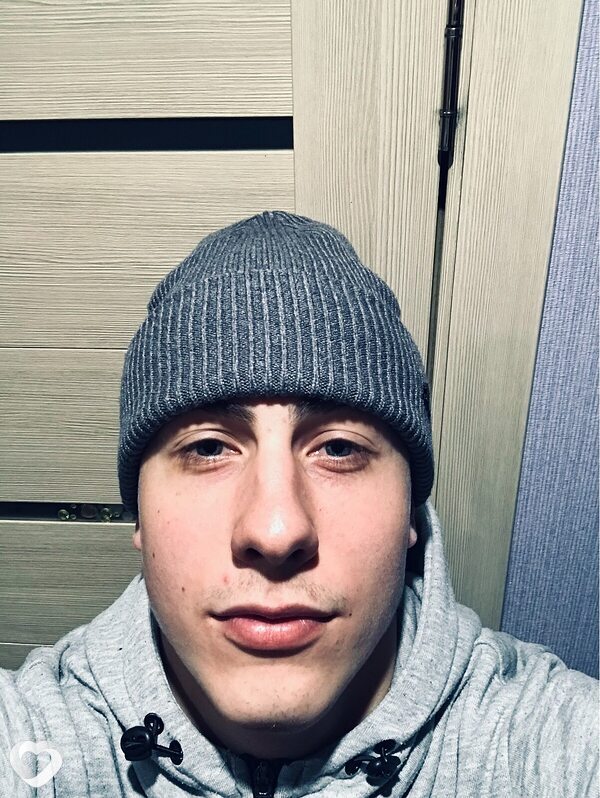 Артём, 24, Хабаровске — анкета №1823315