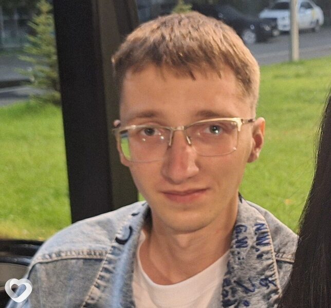 Дмитрий, 25, Серове — анкета №1824011