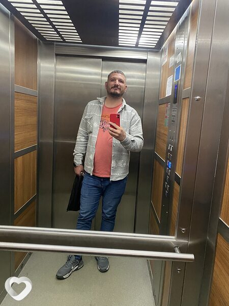Aykut, 33, Барановичах — анкета №1826802