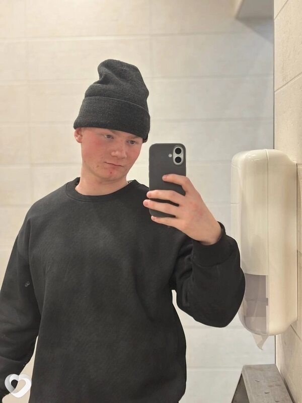 Dan, 21, Чите — анкета №1827143