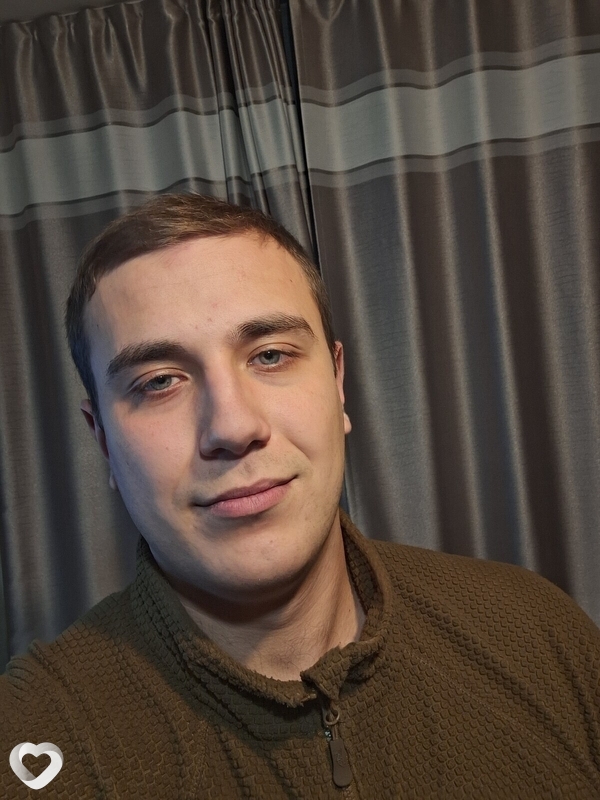 Александр, 26, Ровеньках — анкета №1827588