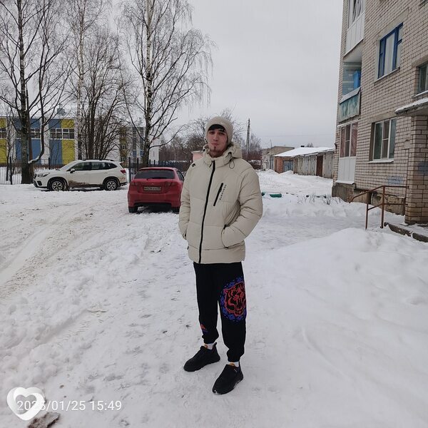 Alisher, 24, Соколе — анкета №1828967