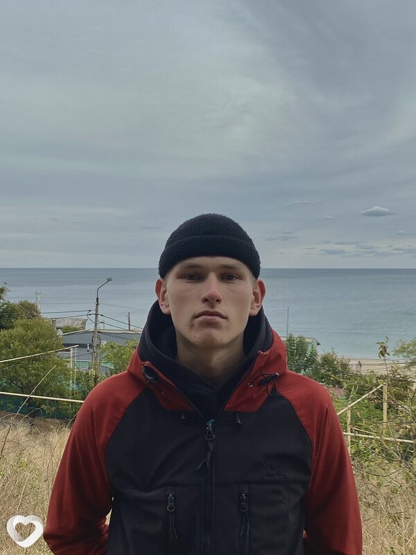 Сергей, 20, Николаеве — анкета №1829388