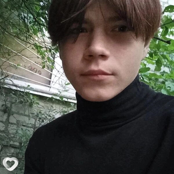 Иван, 21, Москве — анкета №1830021