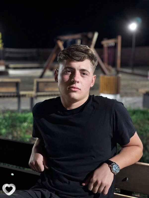 Юрий, 29, Москве — анкета №1830357