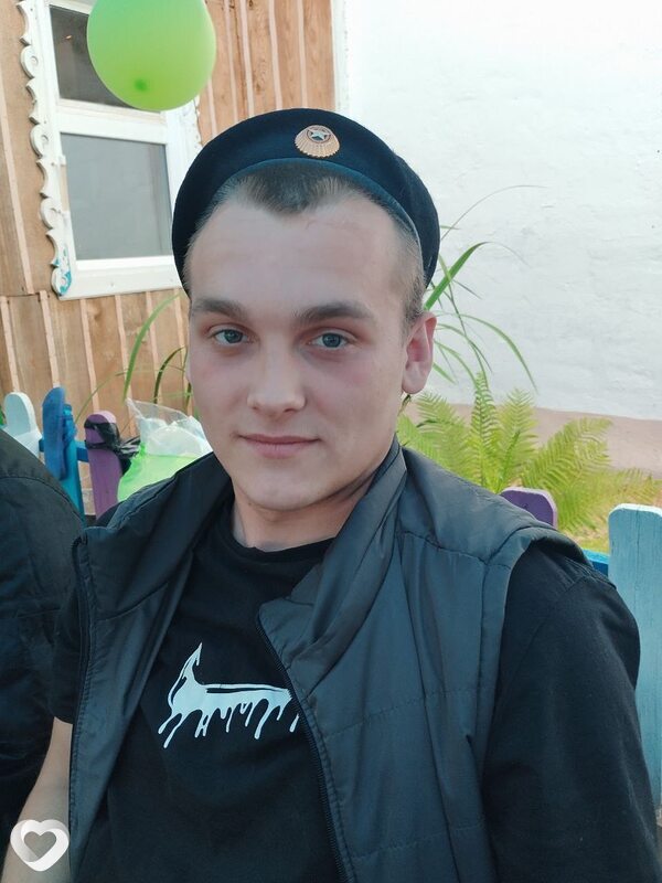 Евгений, 24, Тюмени — анкета №1830810
