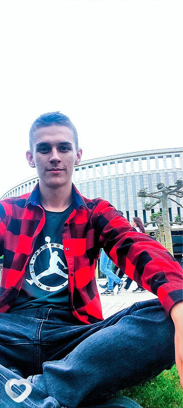 Даниил, 19, Таганроге — анкета №1830984
