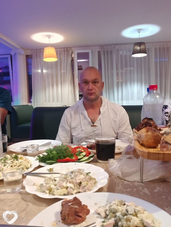 Артём, 39, Железногорске — анкета №1830950