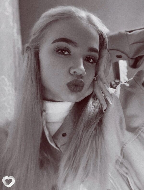 Екатерина, 21, Воронеже — анкета №1831083