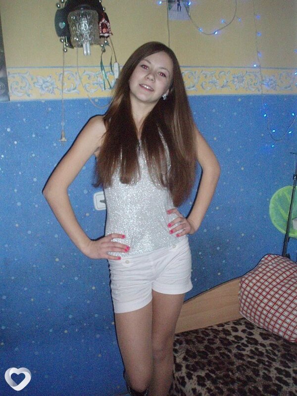 Elena, 21, Киеве — анкета №1833033