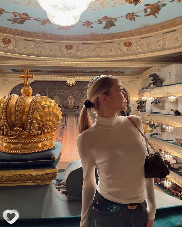 Екатерина, 21, Череповце — анкета №1835227