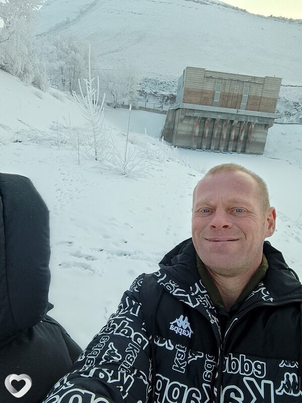 Алекс, 44, Черногорске — анкета №1835778