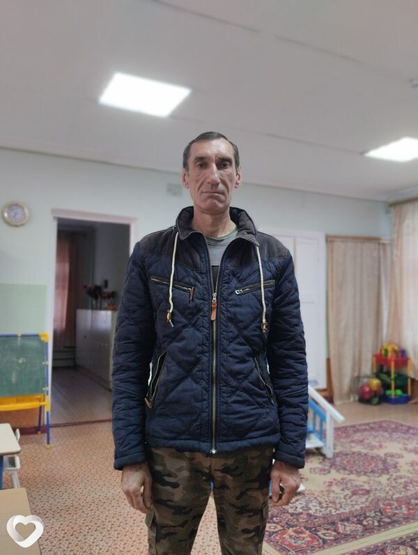 Виктор, Каменск