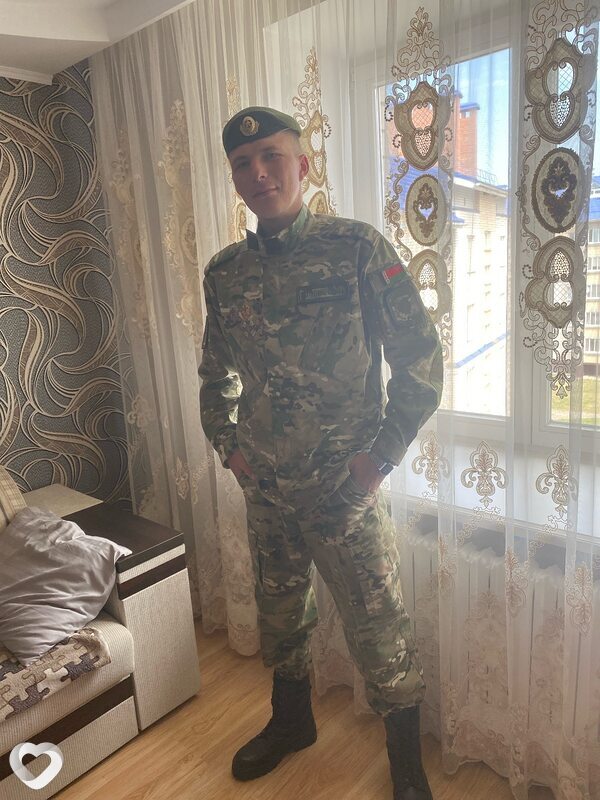 Максим, 20, Орше — анкета №1839130