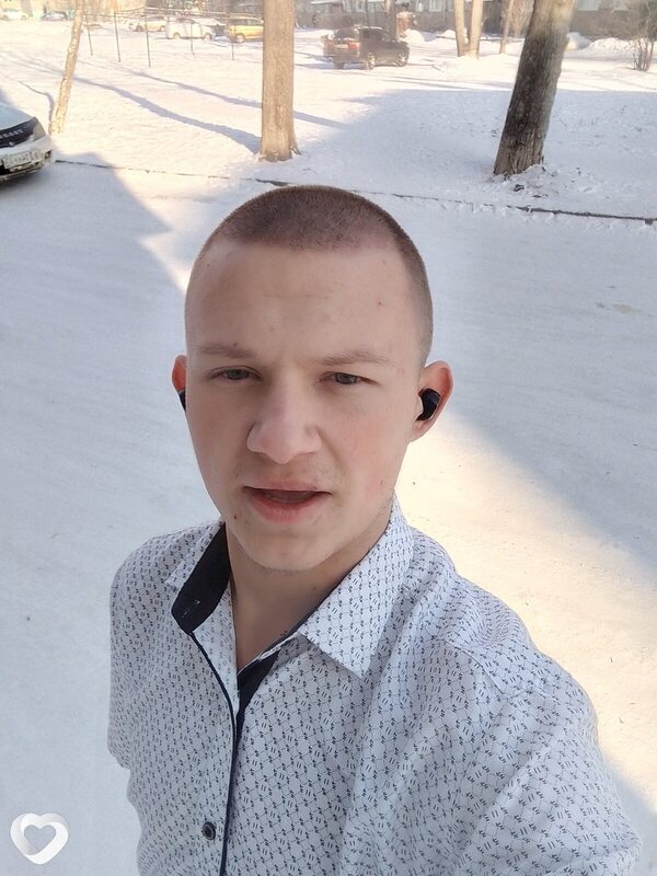 Михаил, 22, Амурске — анкета №1838751