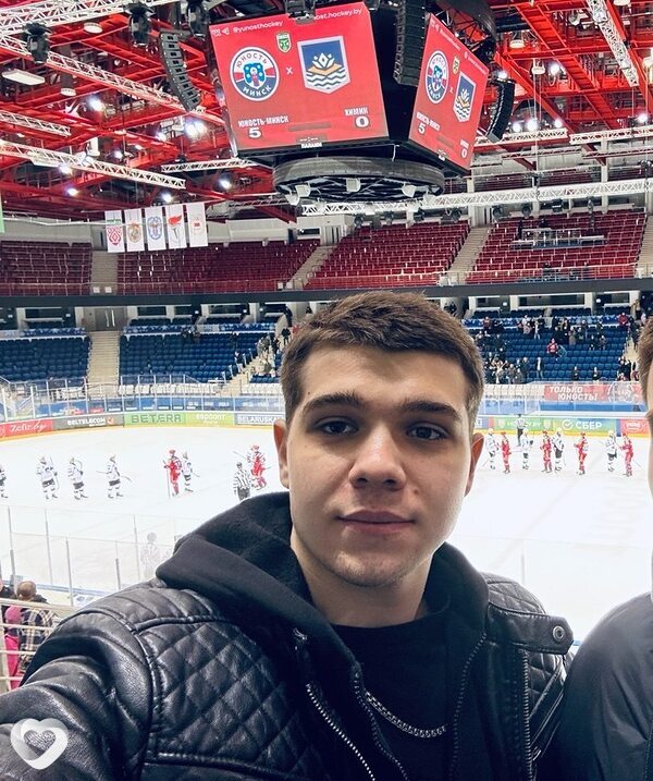 Артур, 21, Минске — анкета №1839361