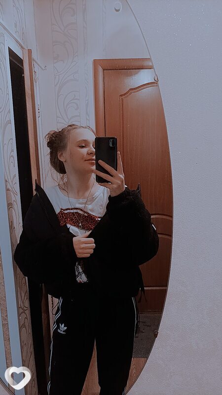Оля, 22, Барнауле — анкета №1841611