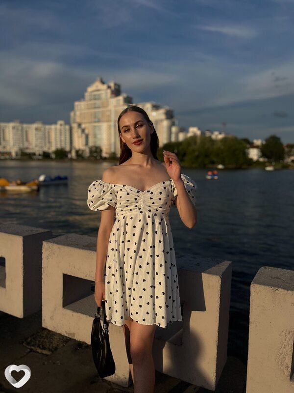 Анастасия, 20, Минске — анкета №1842108