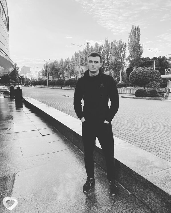 Иван, 26, Донецке — анкета №1842583