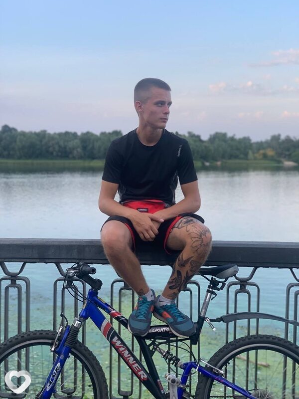 Максим, Варшава