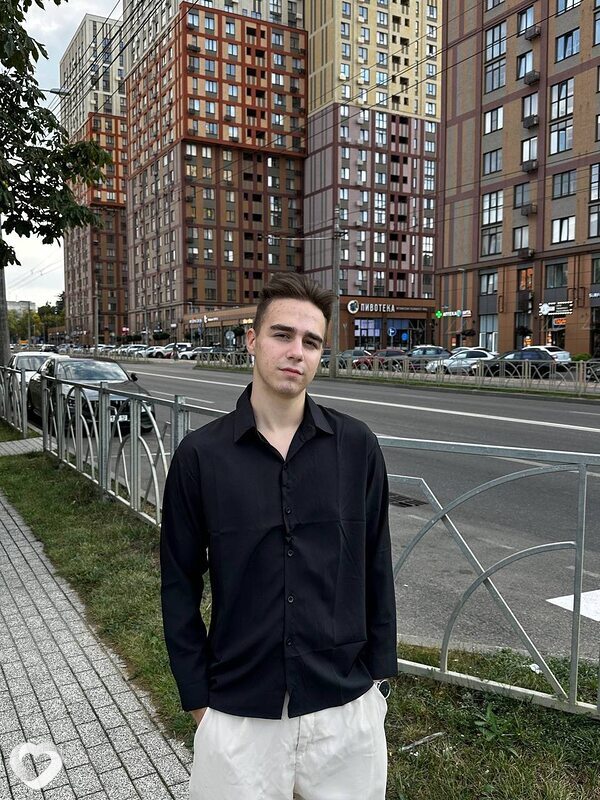 Артём, 21, Ставрополе — анкета №1843321