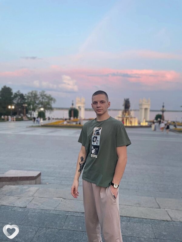 Мишаня, 26, Москве — анкета №1843366